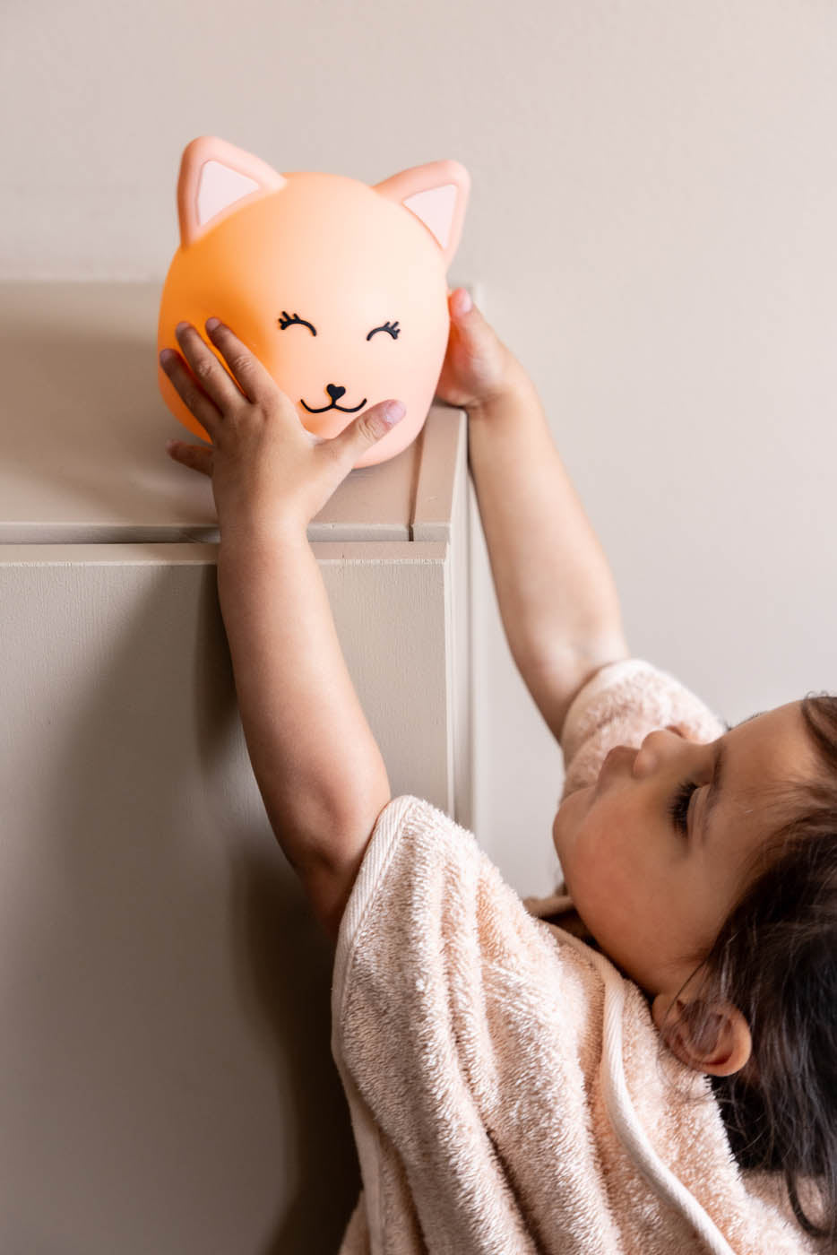 Peach Pink Cat Silicone Rechargeable Night Light with Tap Control